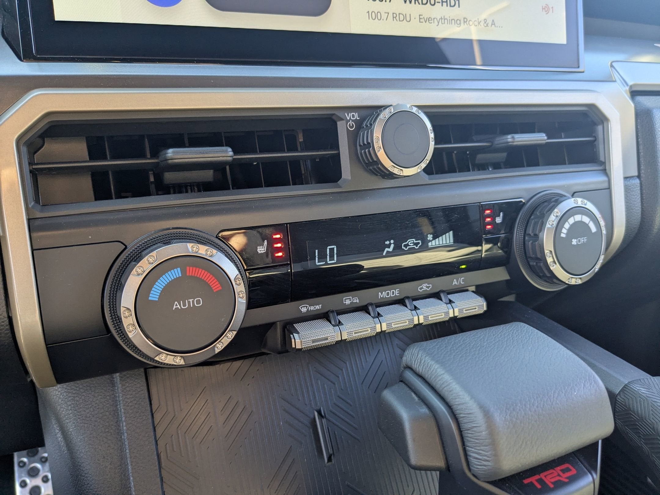 2025 Toyota Tacoma 4WD SR