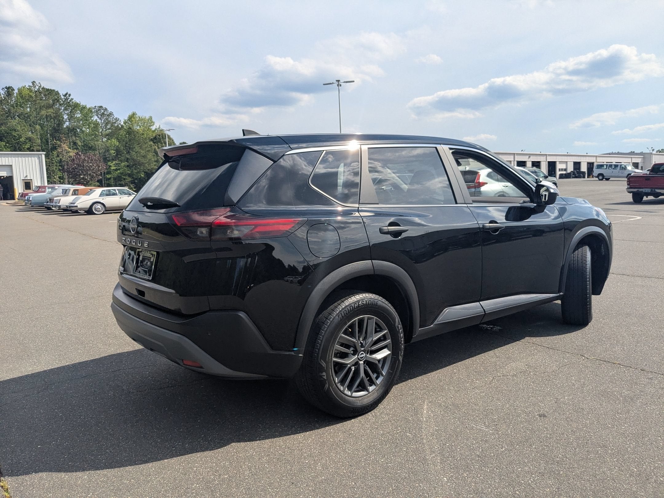 2023 Nissan Rogue S FWD