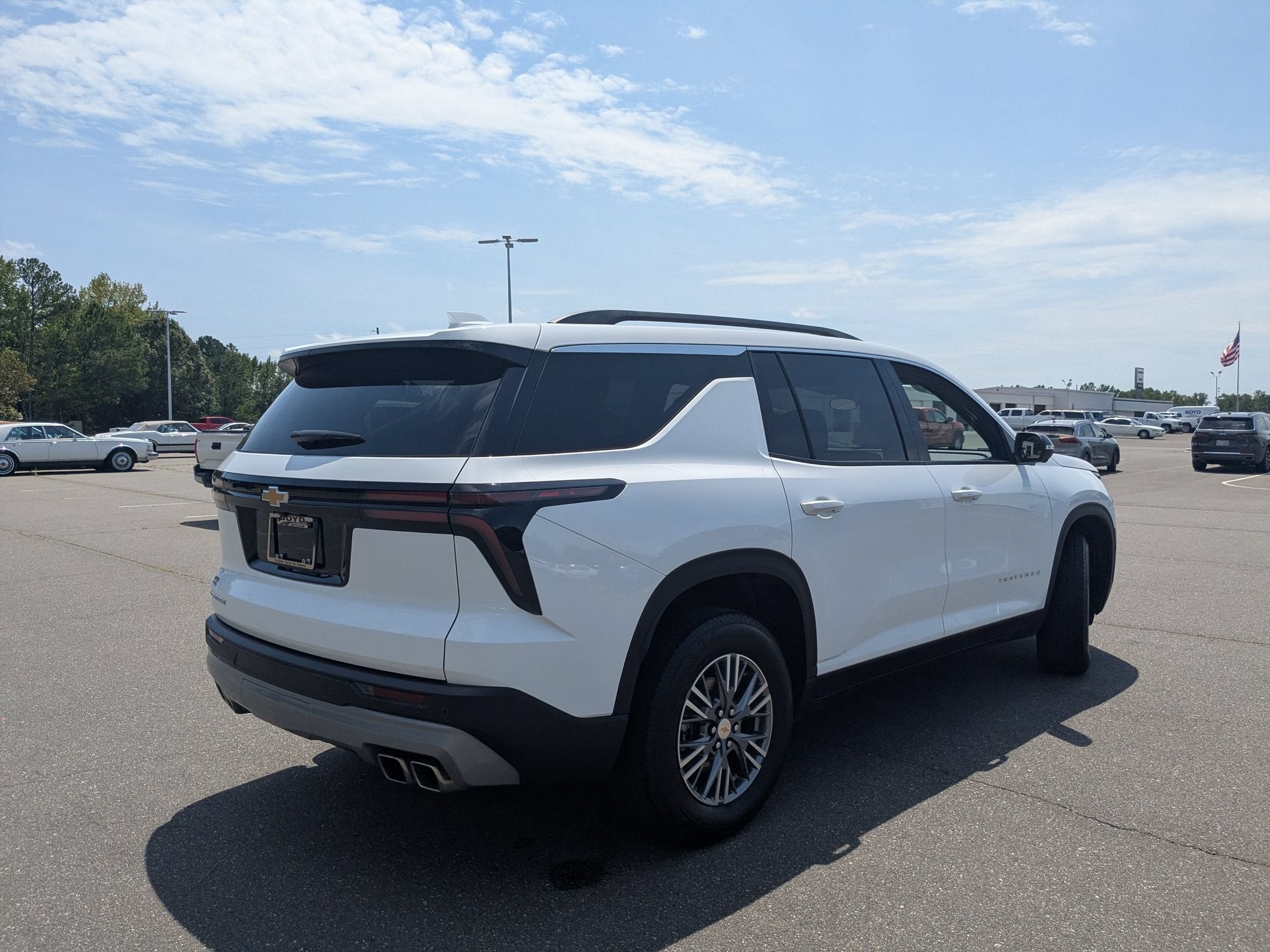 2025 Chevrolet Traverse FWD LT