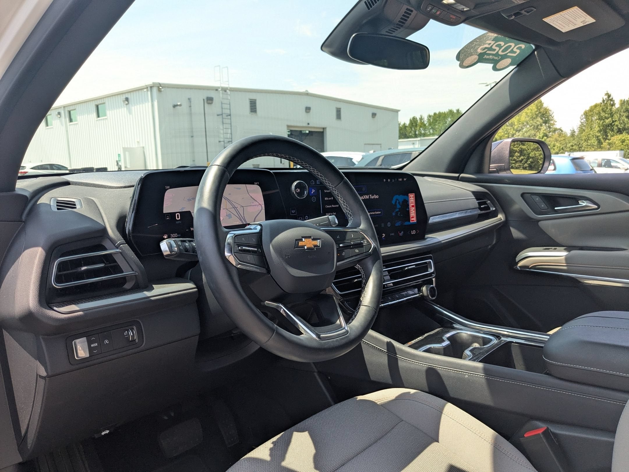 2025 Chevrolet Traverse FWD LT