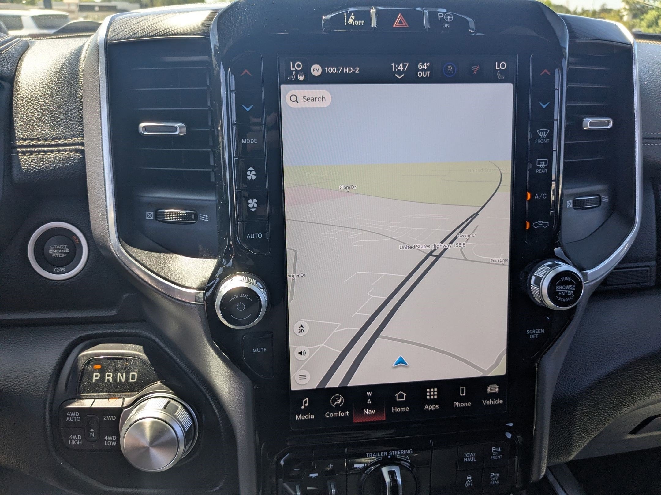 2023 RAM 1500 Laramie Crew Cab 4x4 5'7' Box