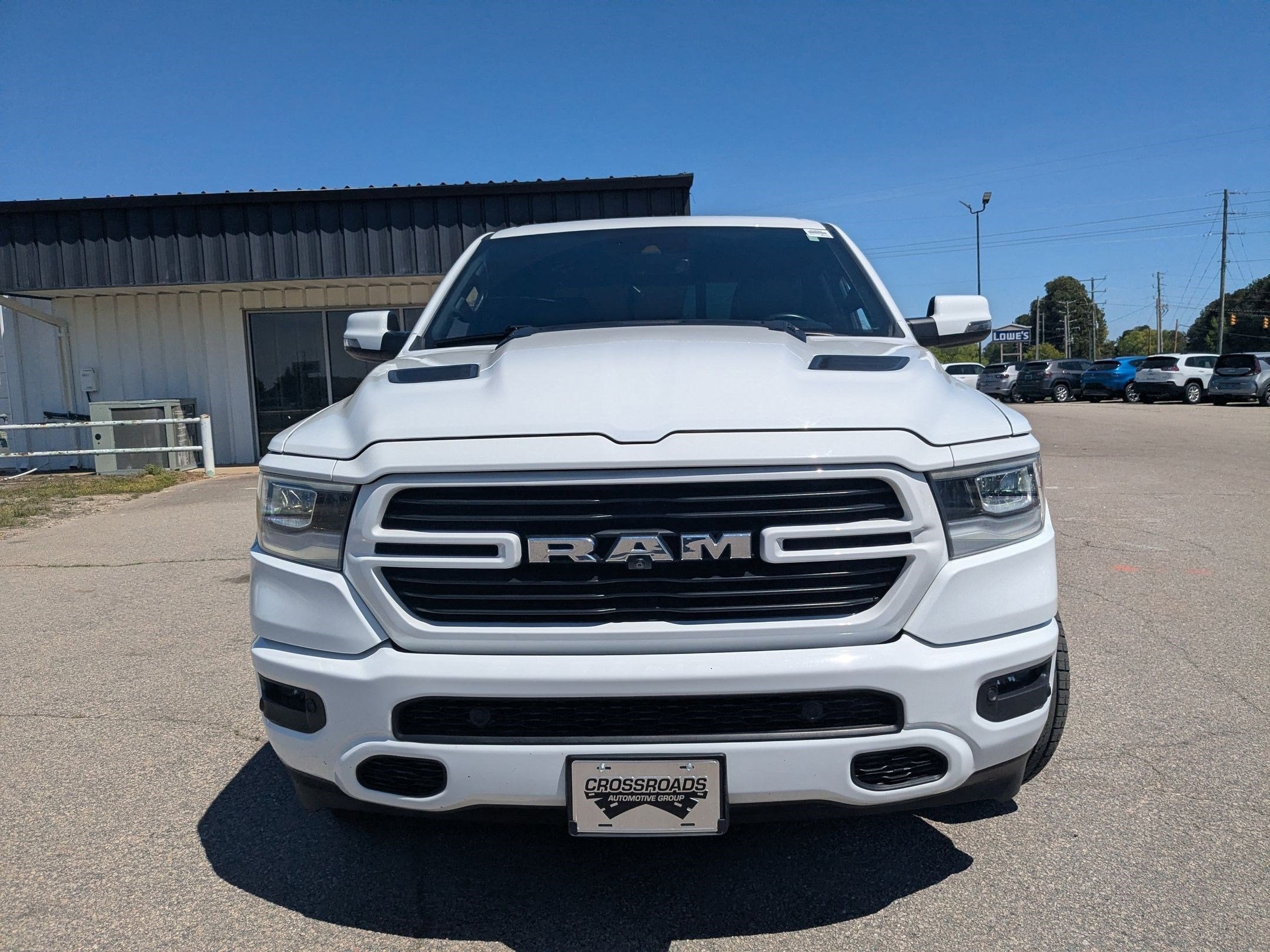 2023 RAM 1500 Laramie Crew Cab 4x4 5'7' Box