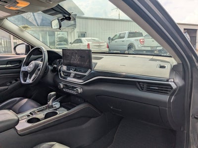 2023 Nissan Altima SR VC-Turbo FWD