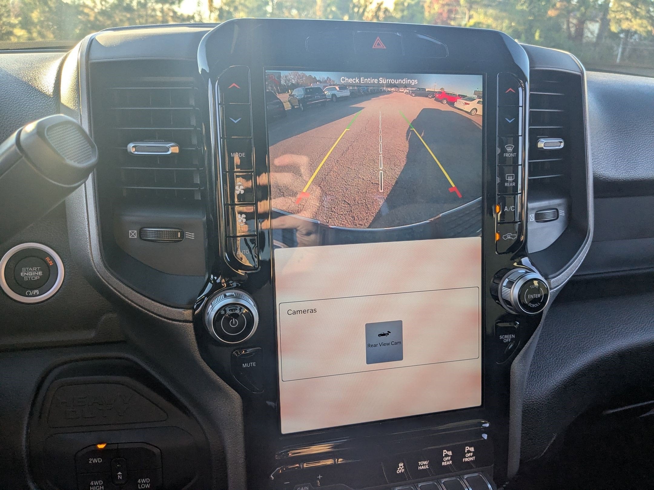 2026 RAM 2500 Tradesman Crew Cab 4x4 6'4' Box