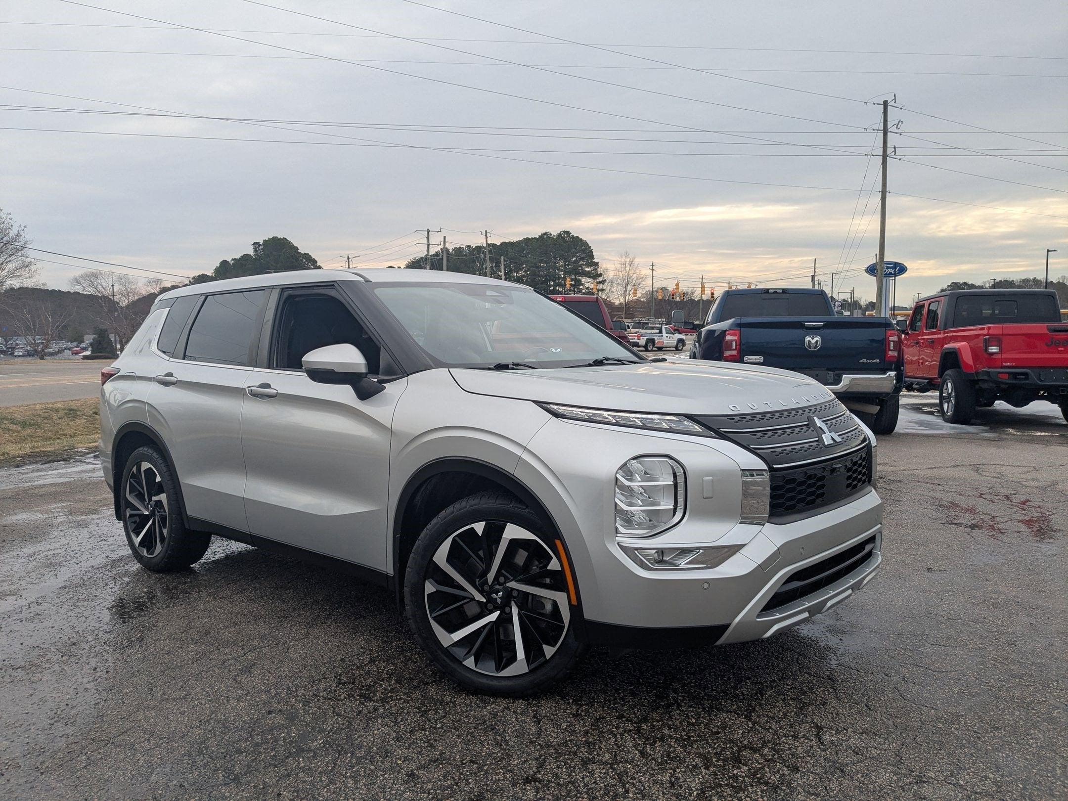 2023 Mitsubishi Outlander SE 2.5 S-AWC