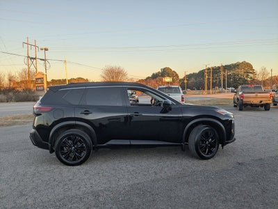 2023 Nissan Rogue SV FWD