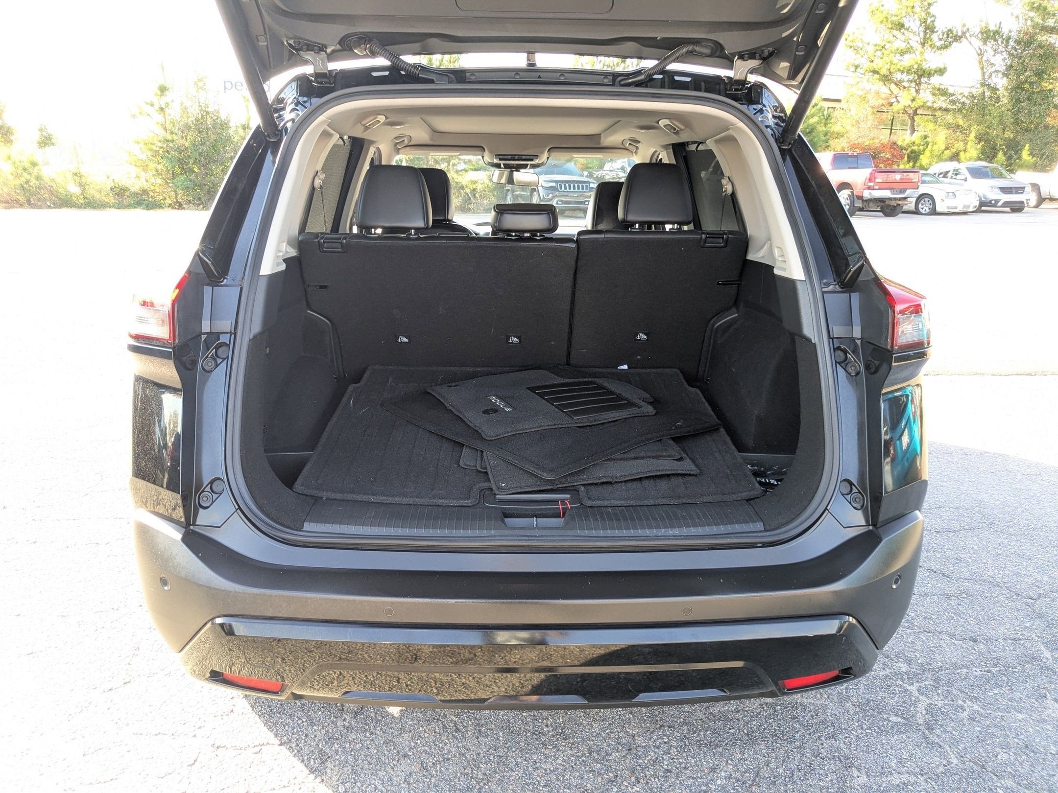 2023 Nissan Rogue SV Intelligent AWD