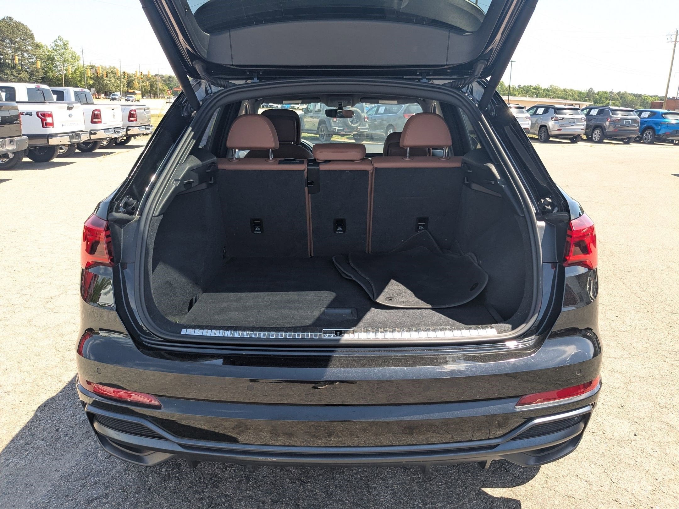 2019 Audi Q3 2.0T S line Premium