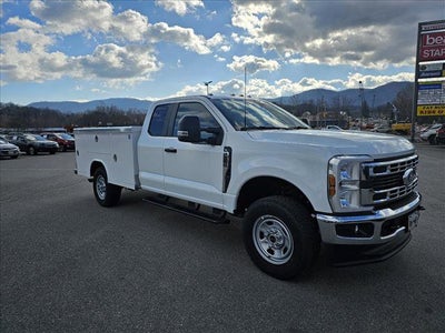 2026 Ford Super Duty F-350 SRW XL