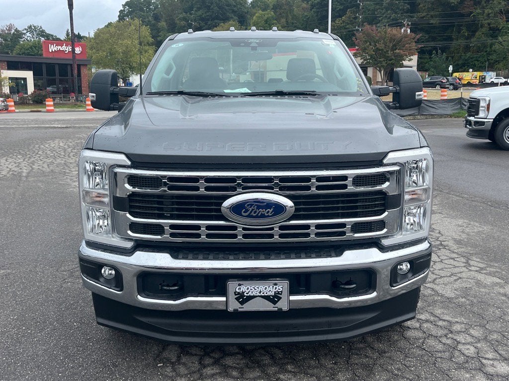 2026 Ford Super Duty F-350 DRW XL