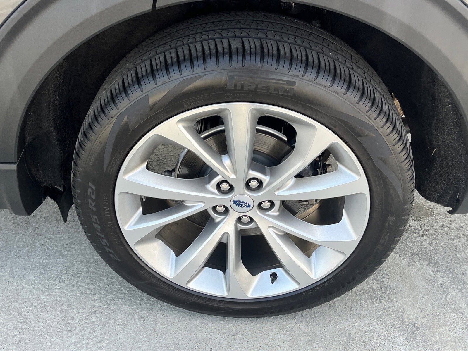 2023 Ford Explorer Platinum