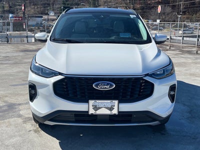 2026 Ford Escape Platinum