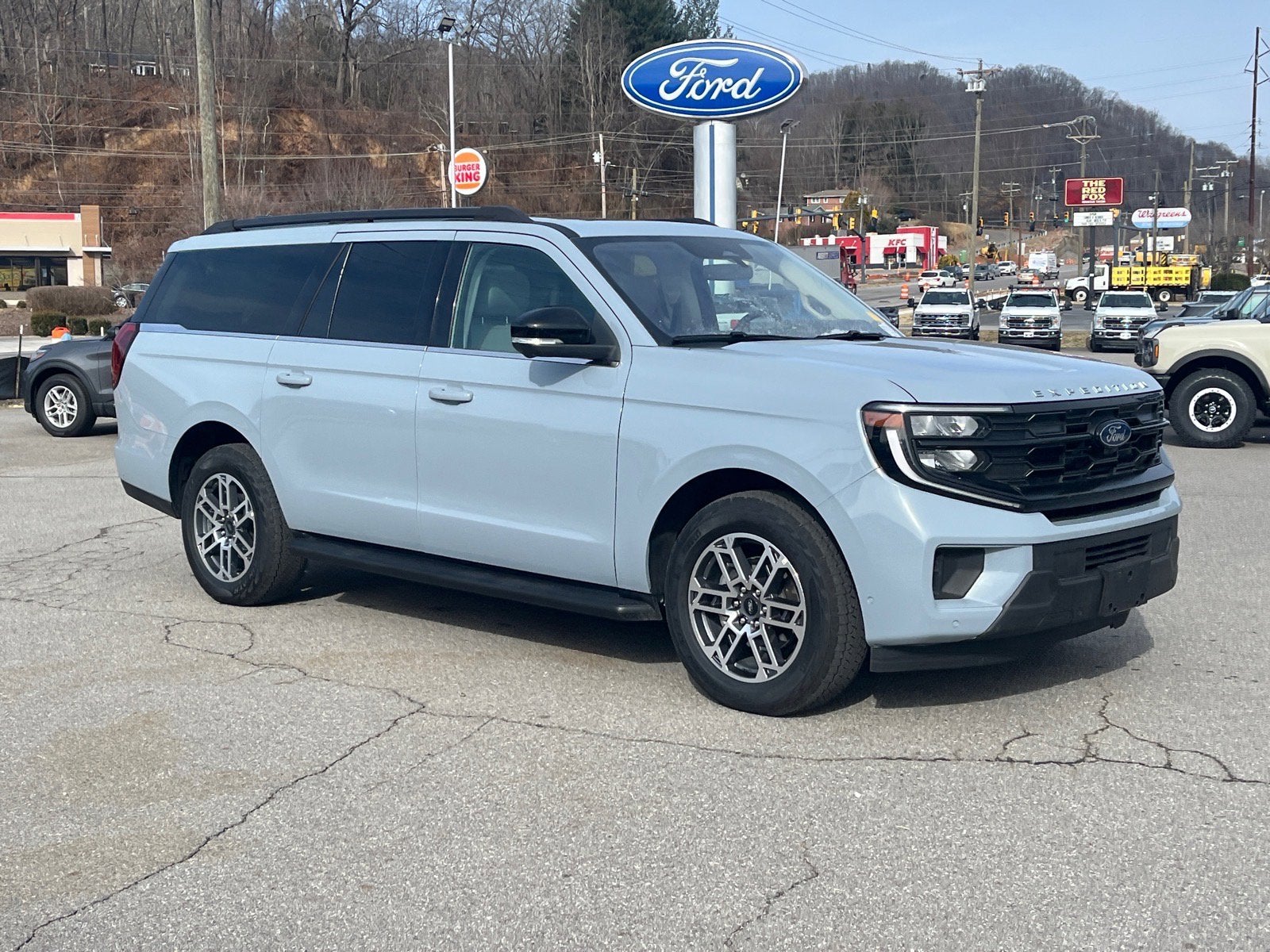 2025 Ford Expedition Max Active