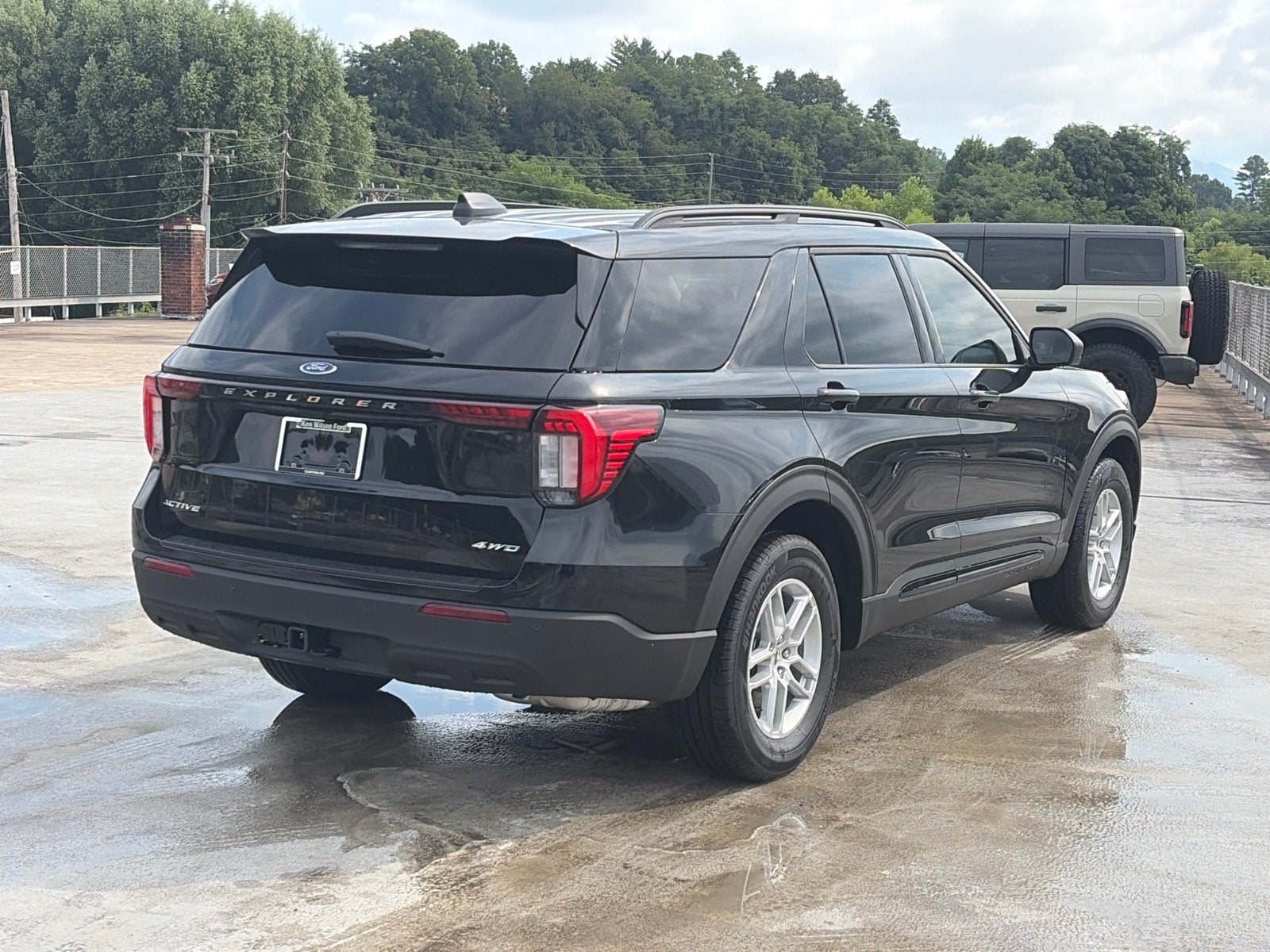 2026 Ford Explorer Active w/100A Pkg