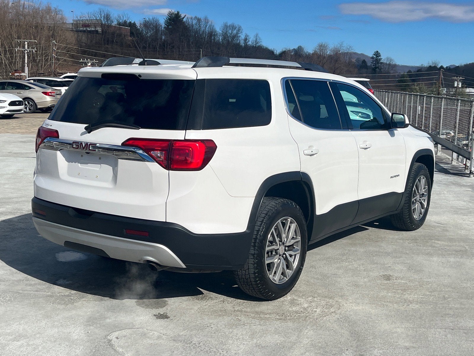 2019 GMC Acadia SLE