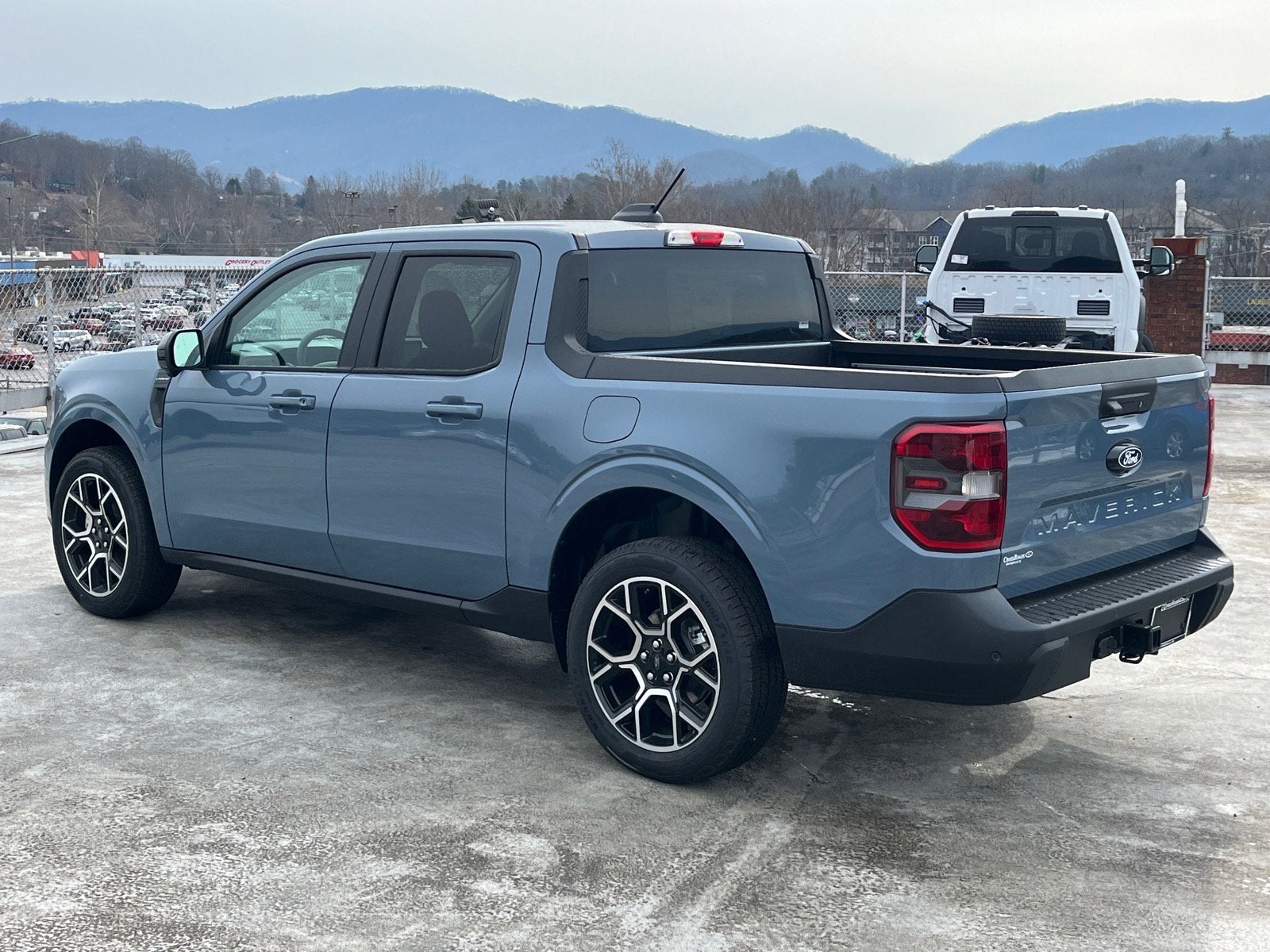 2026 Ford Maverick LARIAT