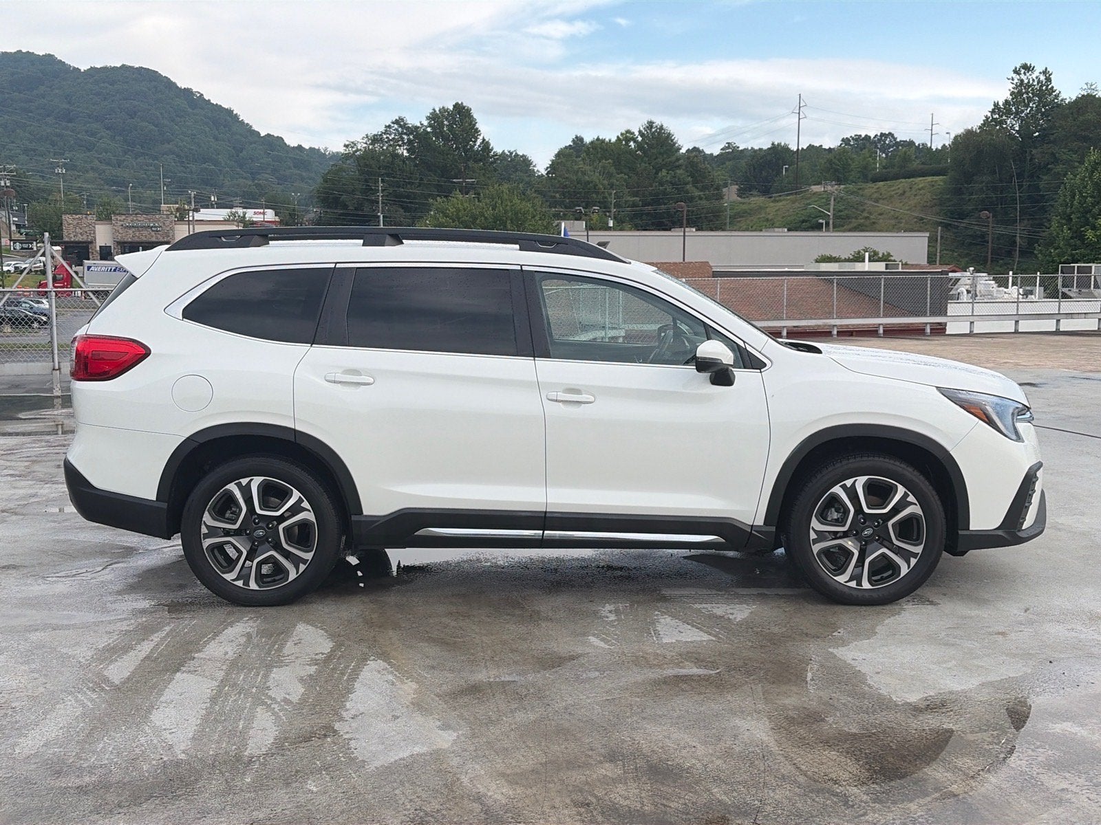 2023 Subaru Ascent Limited