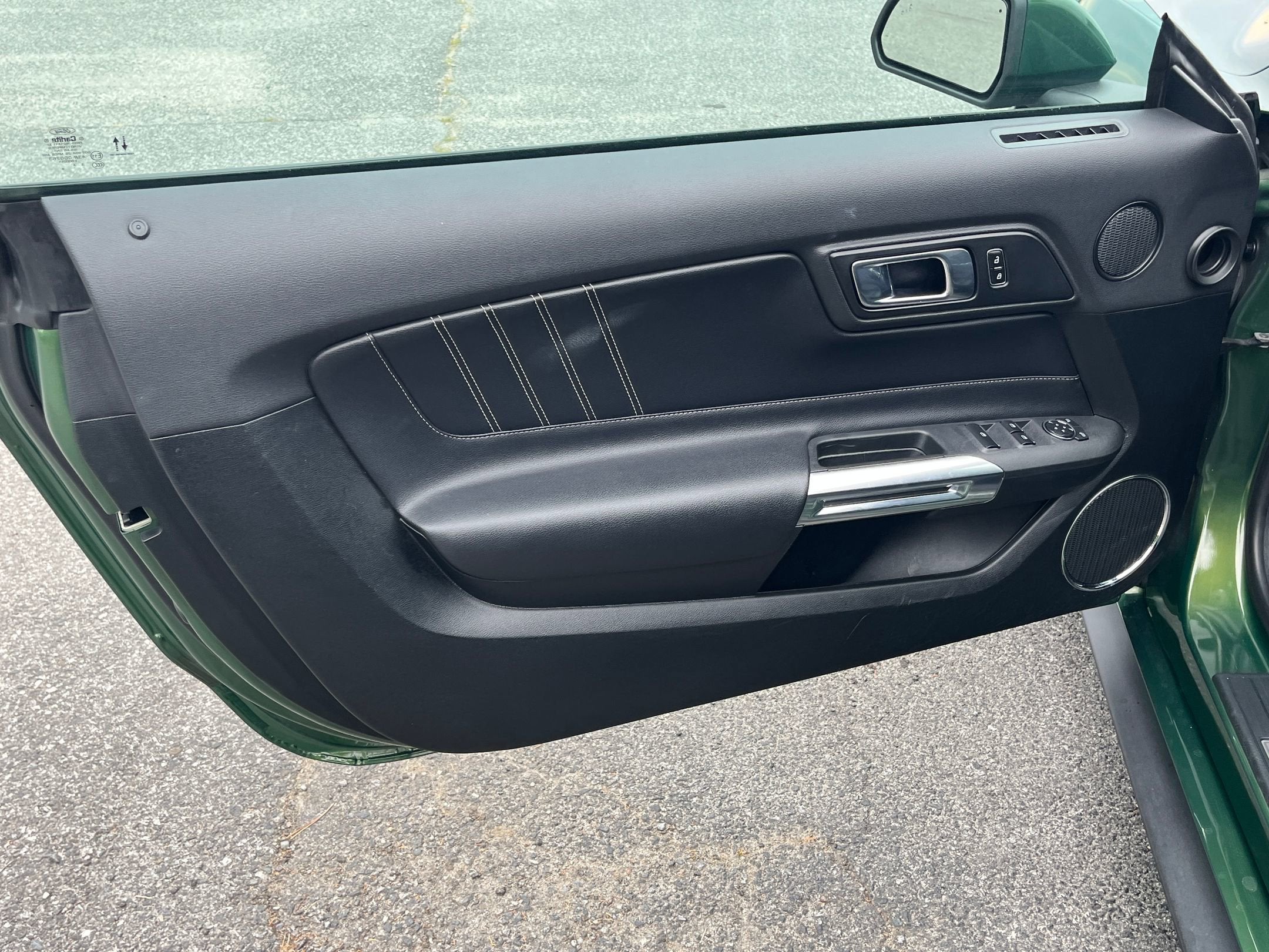 2023 Ford Mustang EcoBoost Premium