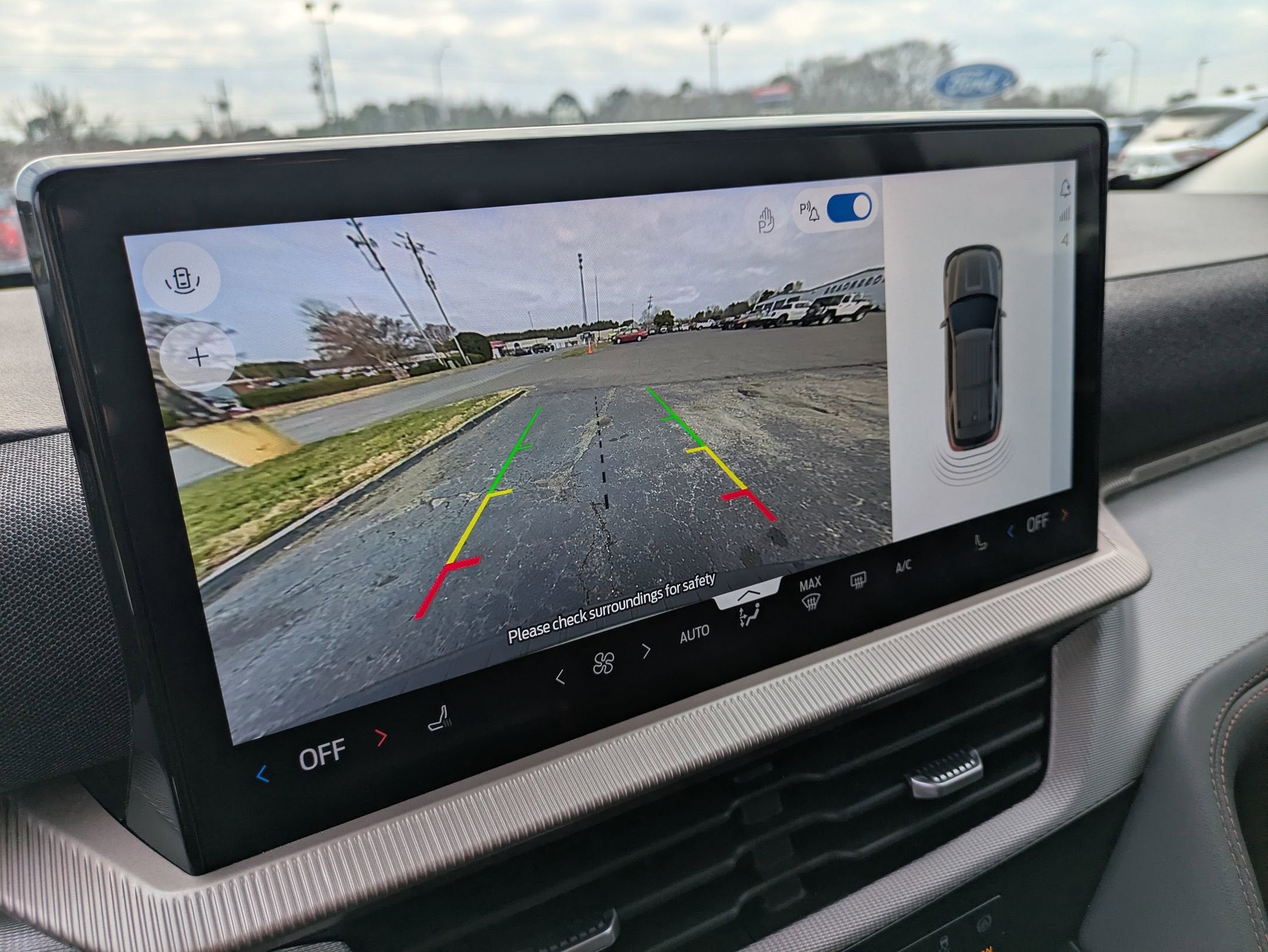 2025 Ford Explorer Active - Crossroads Courtesy Demo