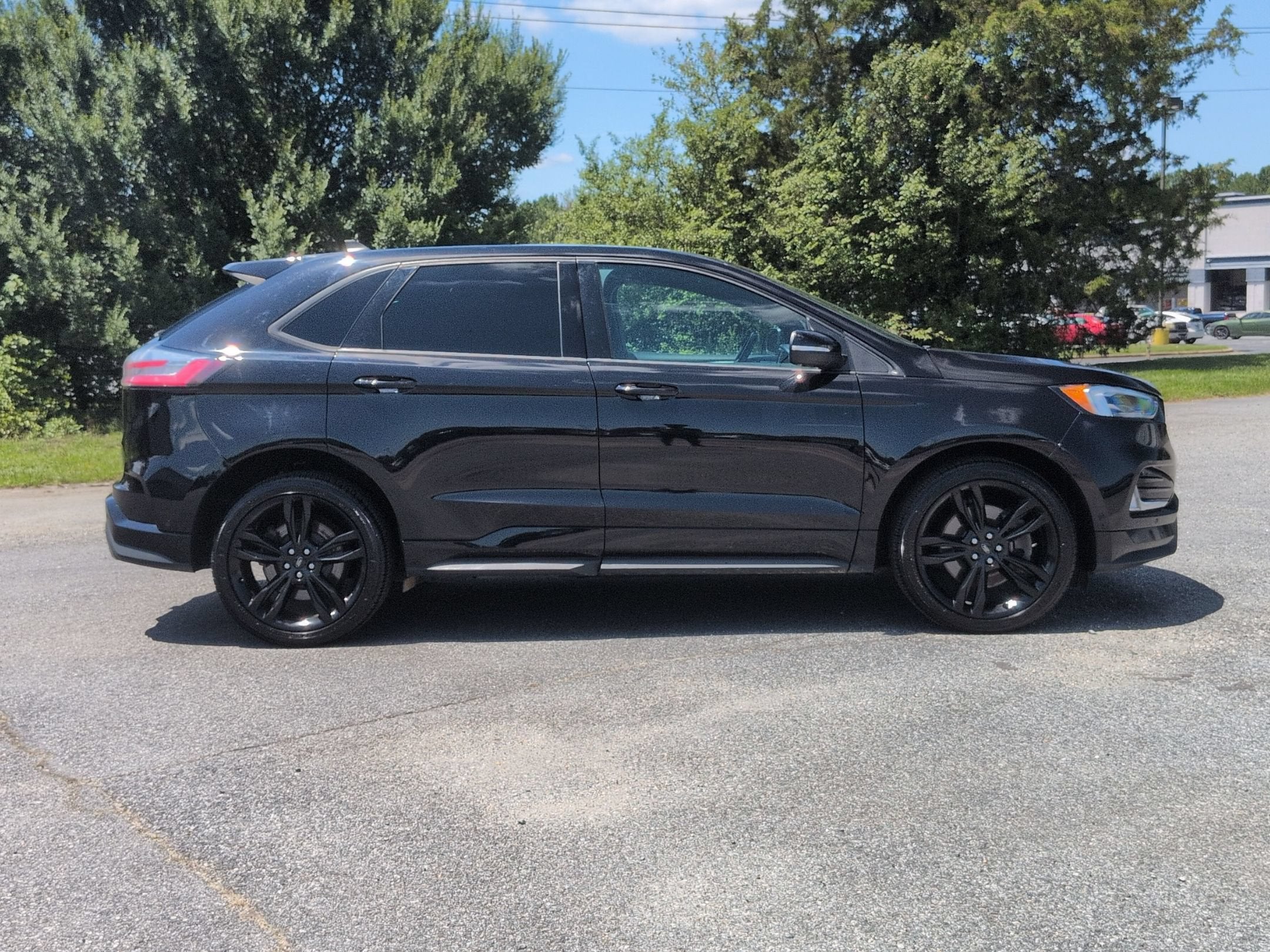 2021 Ford Edge ST