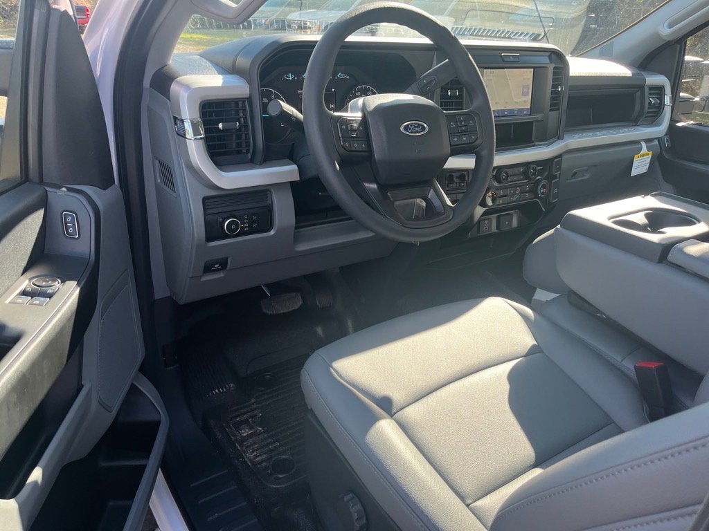 2026 Ford Super Duty F-550 DRW XL DRW