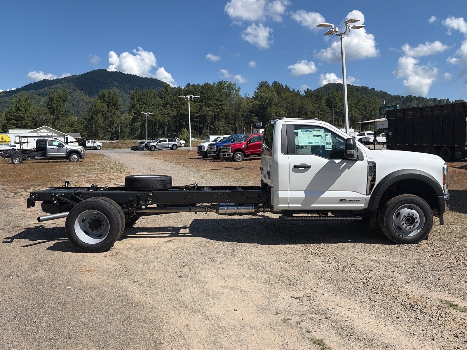 2026 Ford Super Duty F-550 DRW XL DRW