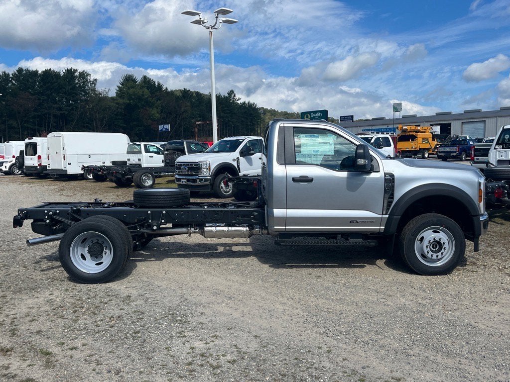 2026 Ford Super Duty F-550 DRW XL DRW