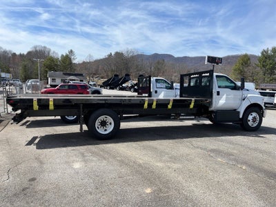 2025 Ford F-650SD Base