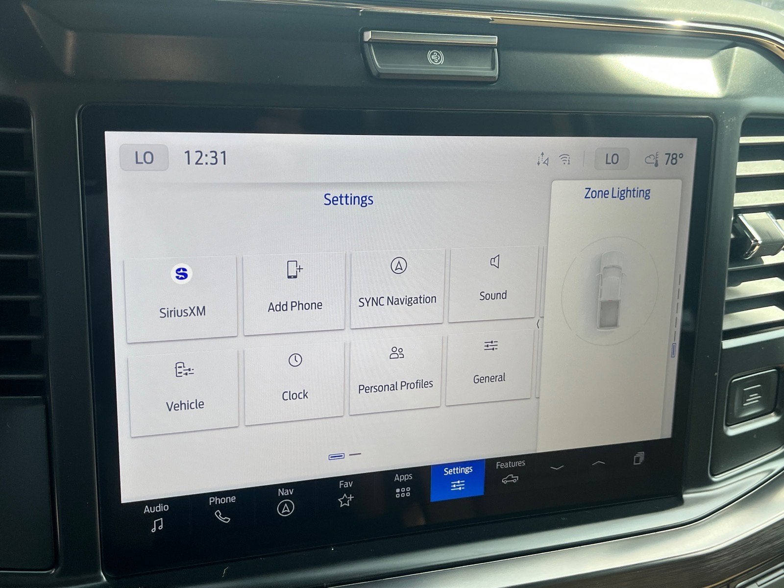 2026 Ford Super Duty F-550 DRW Lariat DRW