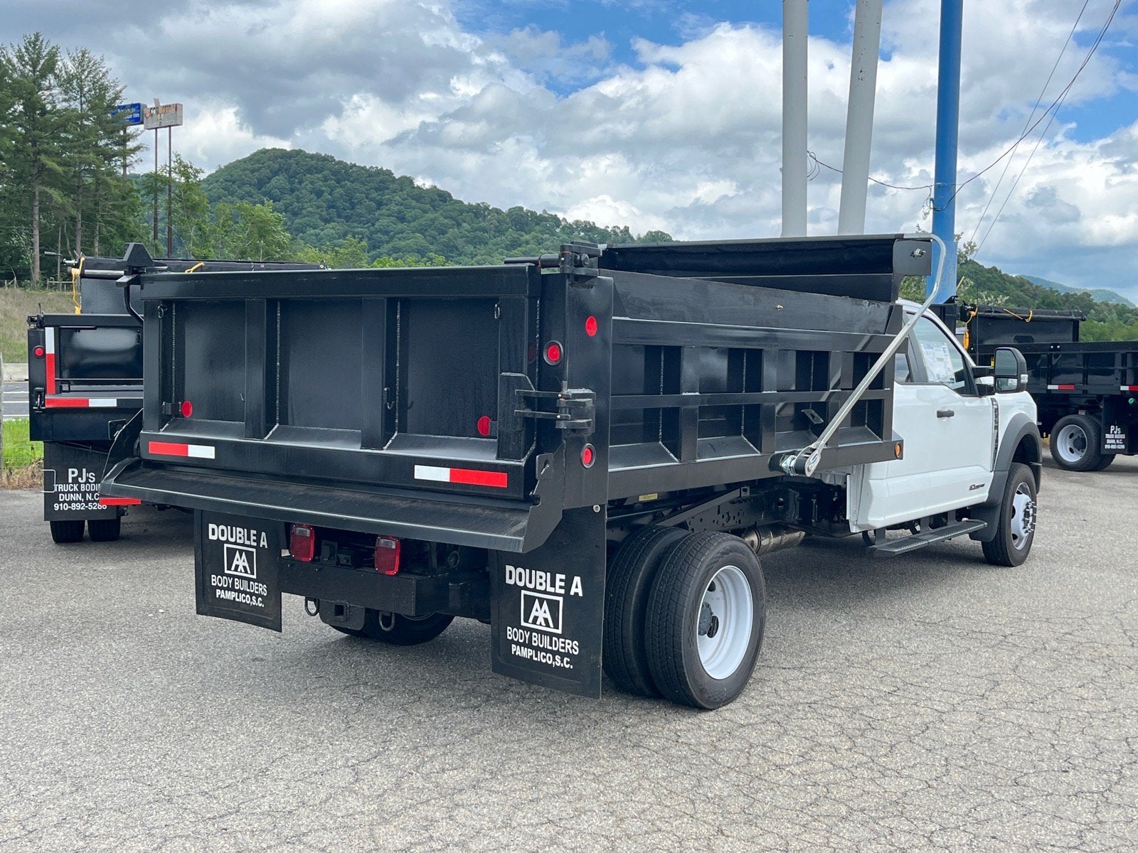 2026 Ford Super Duty F-550 DRW XL DRW
