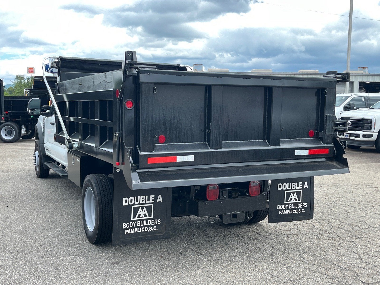 2026 Ford Super Duty F-550 DRW XL DRW