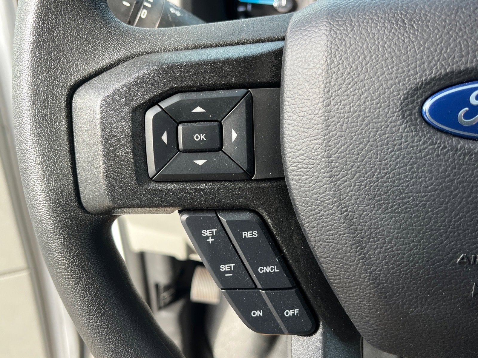 2026 Ford E-Series Cutaway Base Cutaway