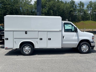 2025 Ford E-Series Cutaway E-350 SRW