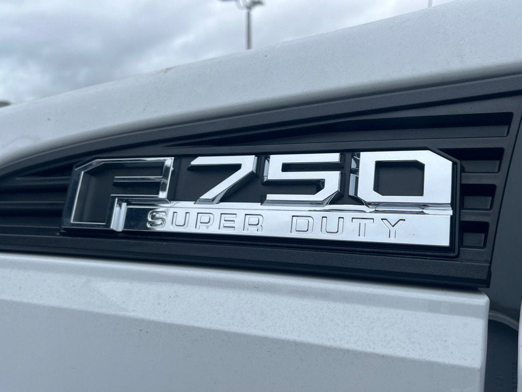 2026 Ford F-750SD Base