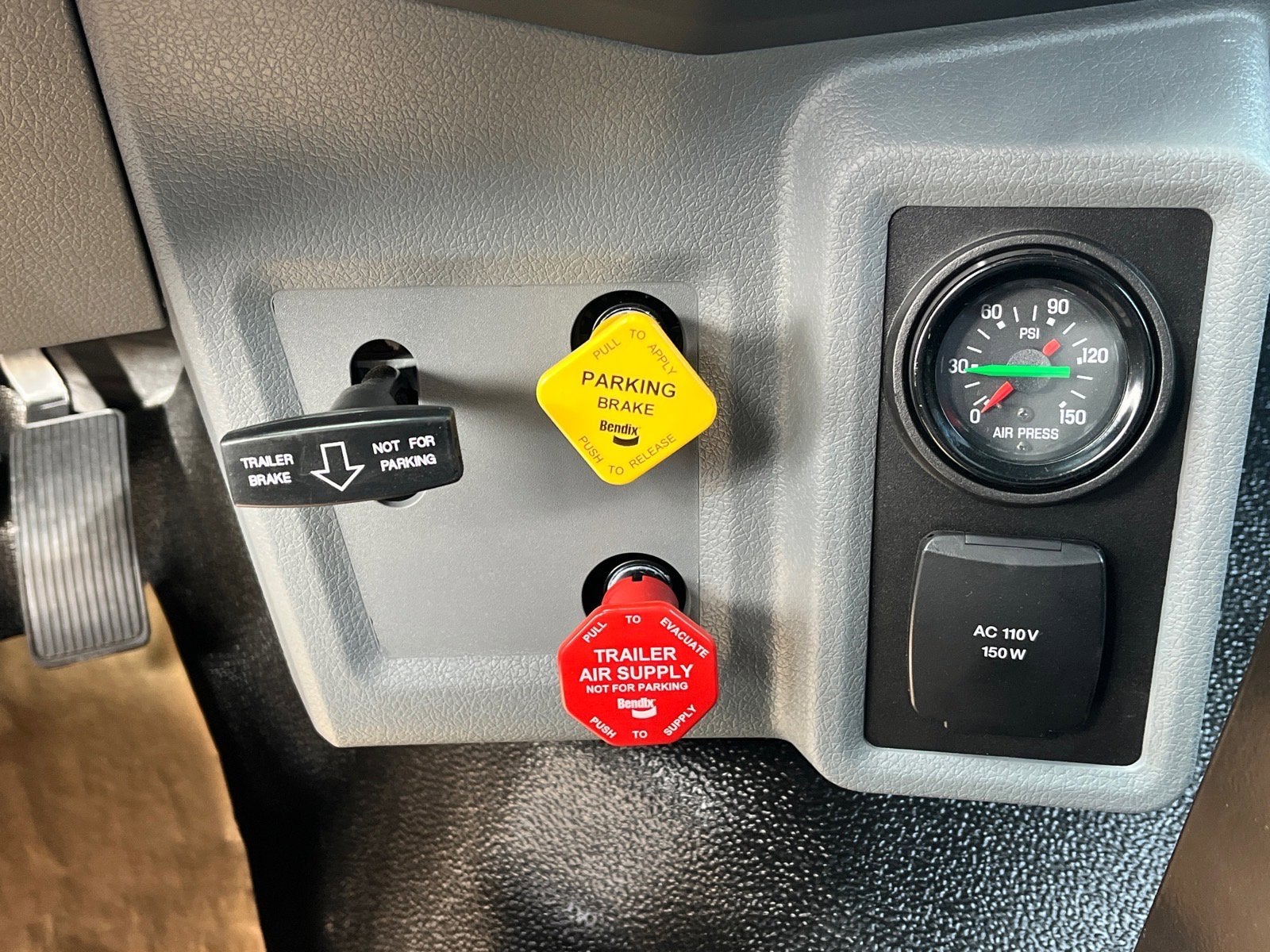 2026 Ford F-750SD Base