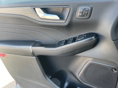 2026 Ford Escape Platinum