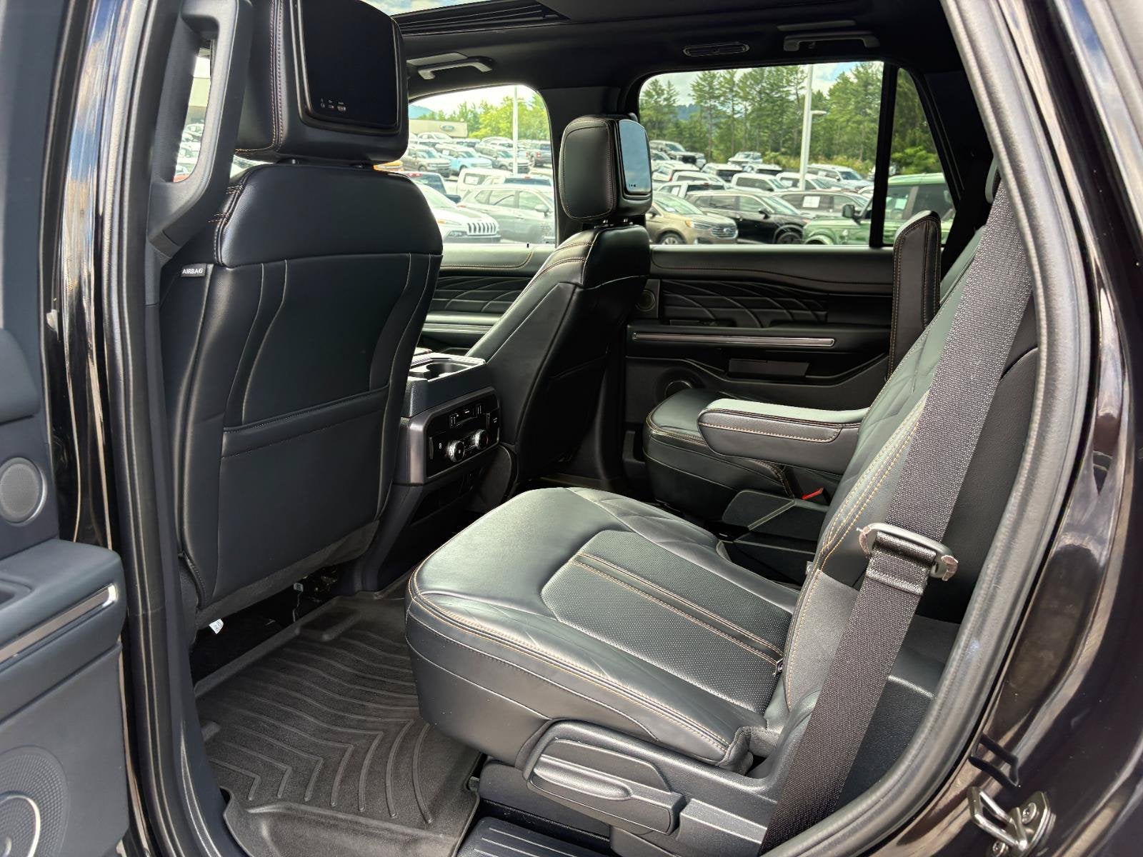 2023 Ford Expedition Platinum