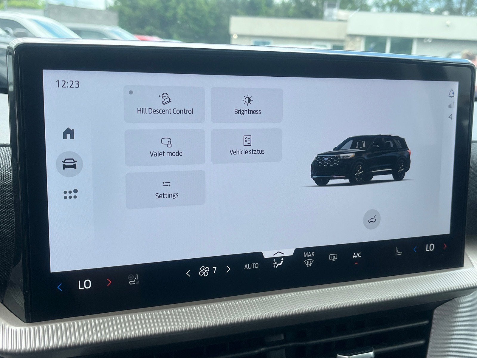 2026 Ford Explorer Active w/200A Pkg