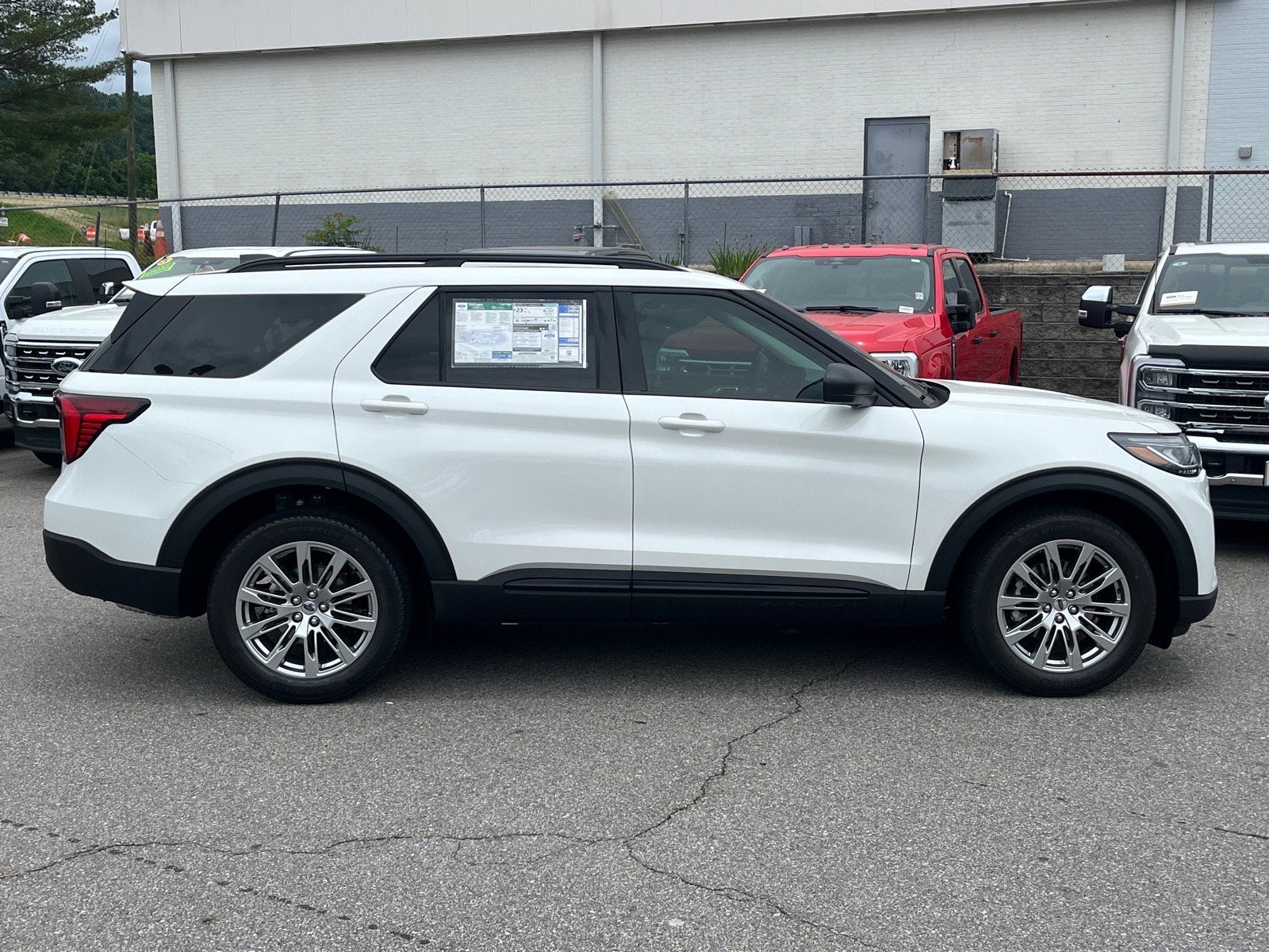2026 Ford Explorer Active w/200A Pkg