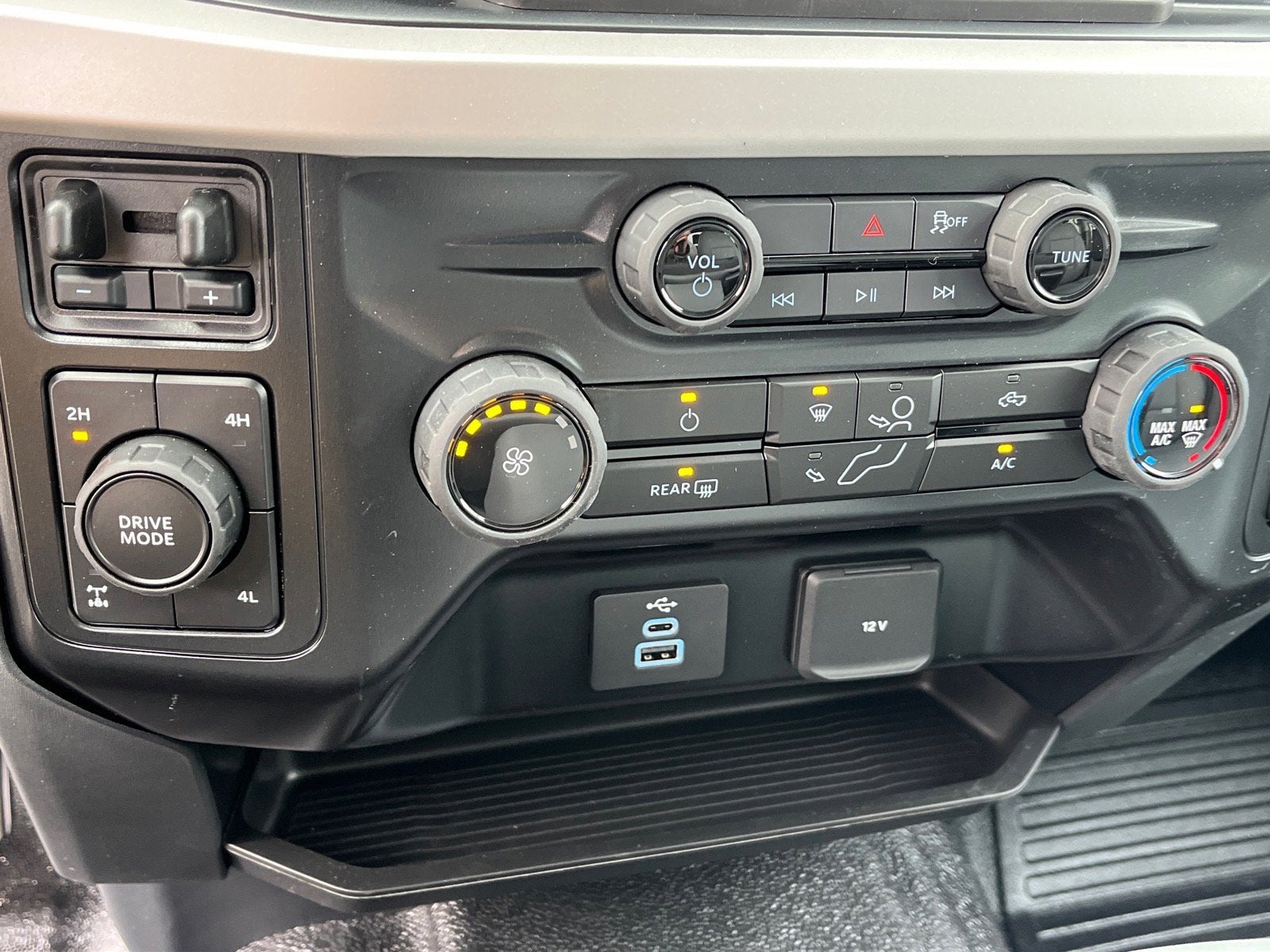 2025 Ford Super Duty F-250 SRW XL