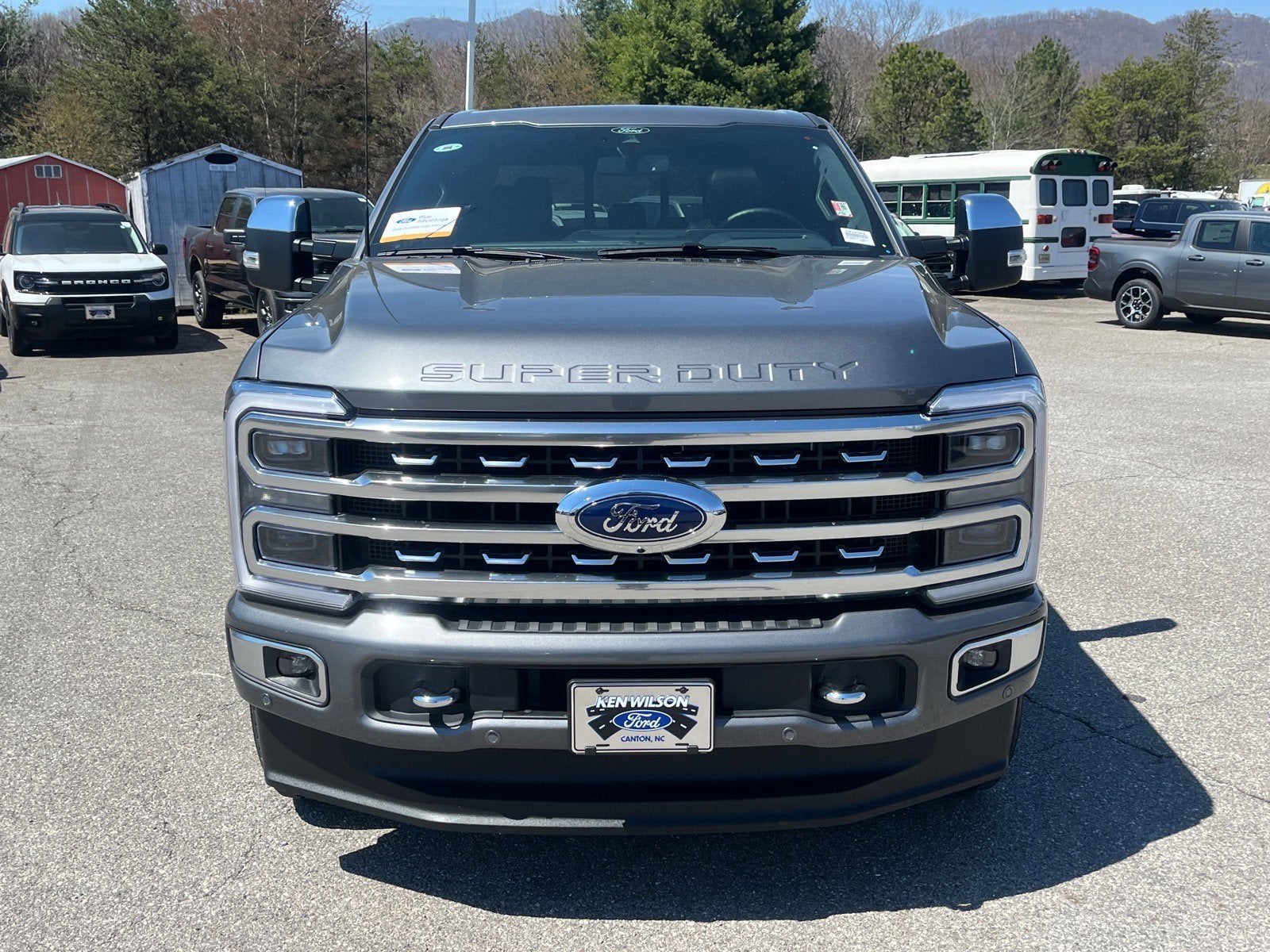 2024 Ford Super Duty F-250 SRW Platinum