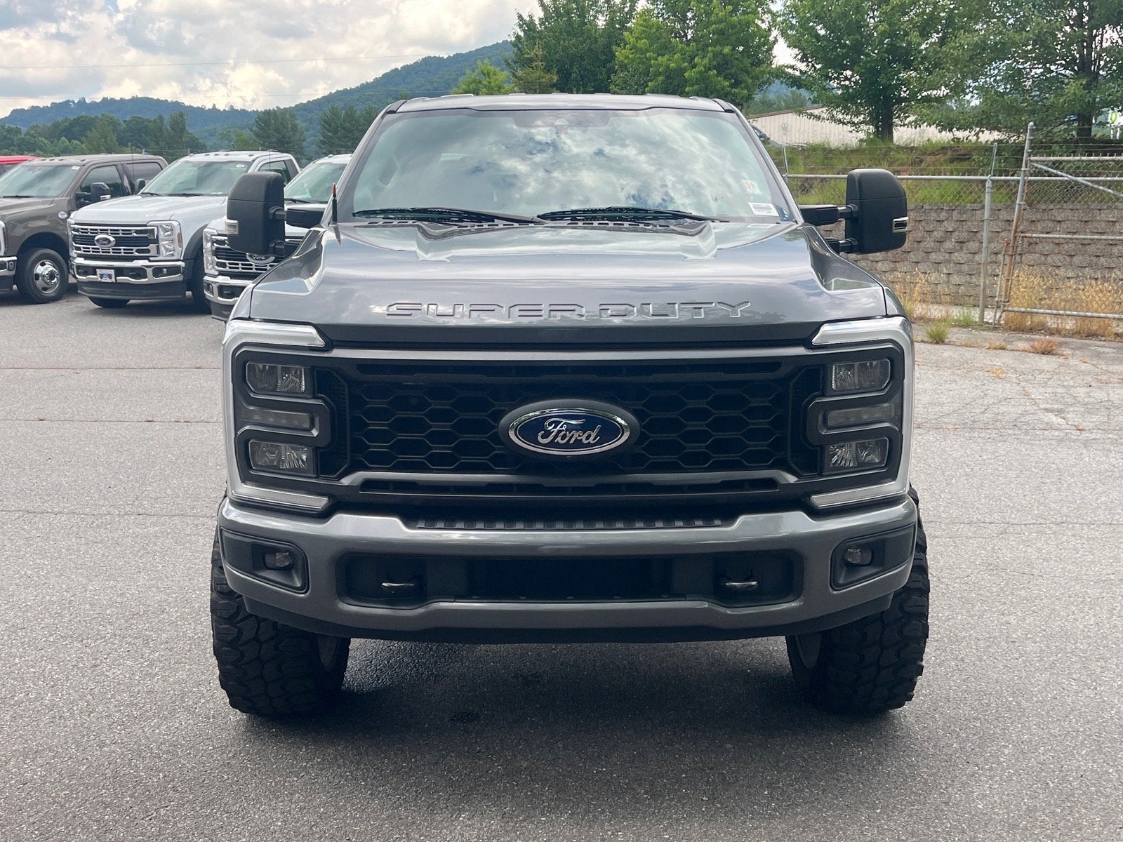 2023 Ford Super Duty F-250 SRW XLT