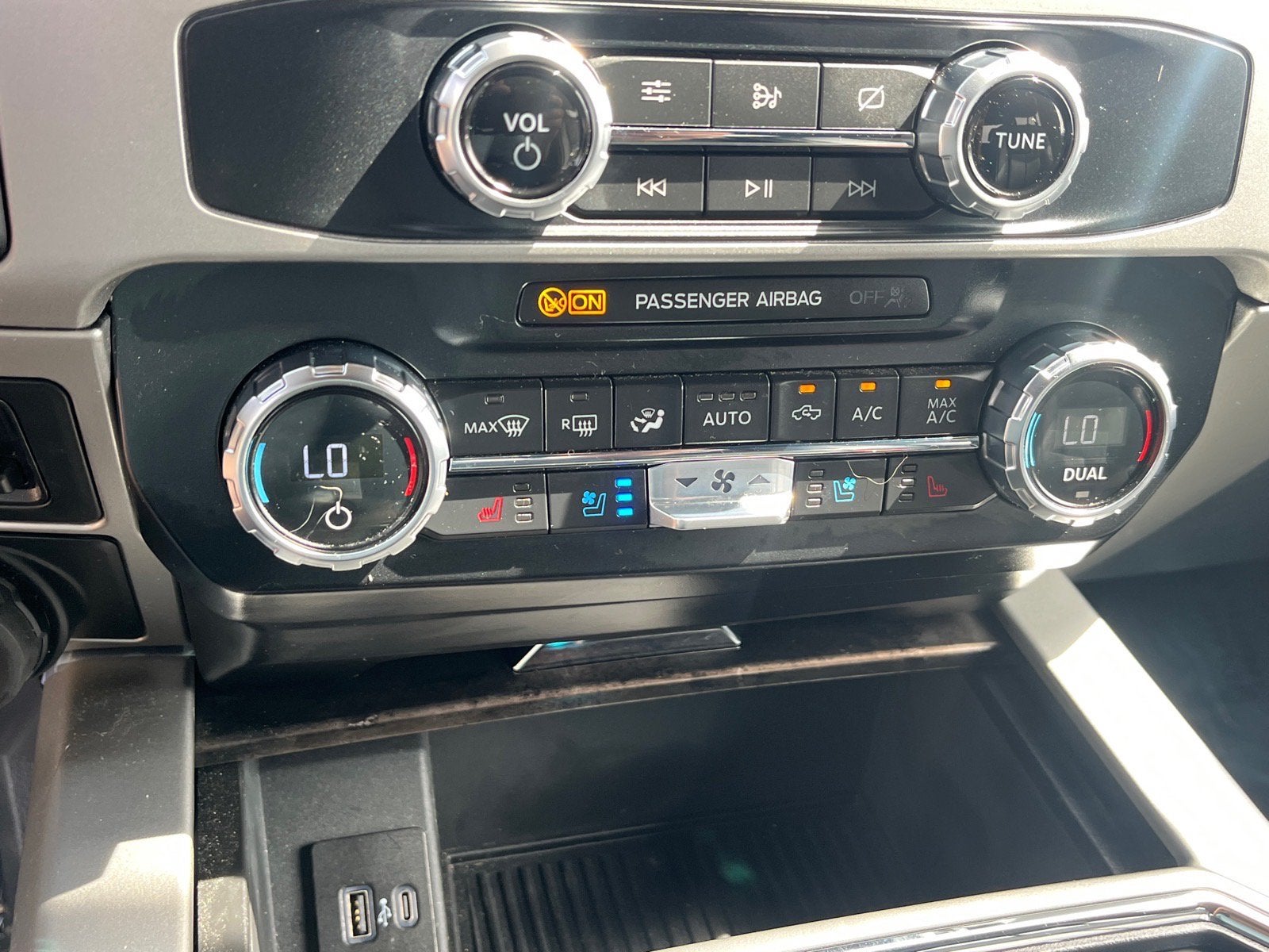 2022 Ford Super Duty F-250 SRW LARIAT