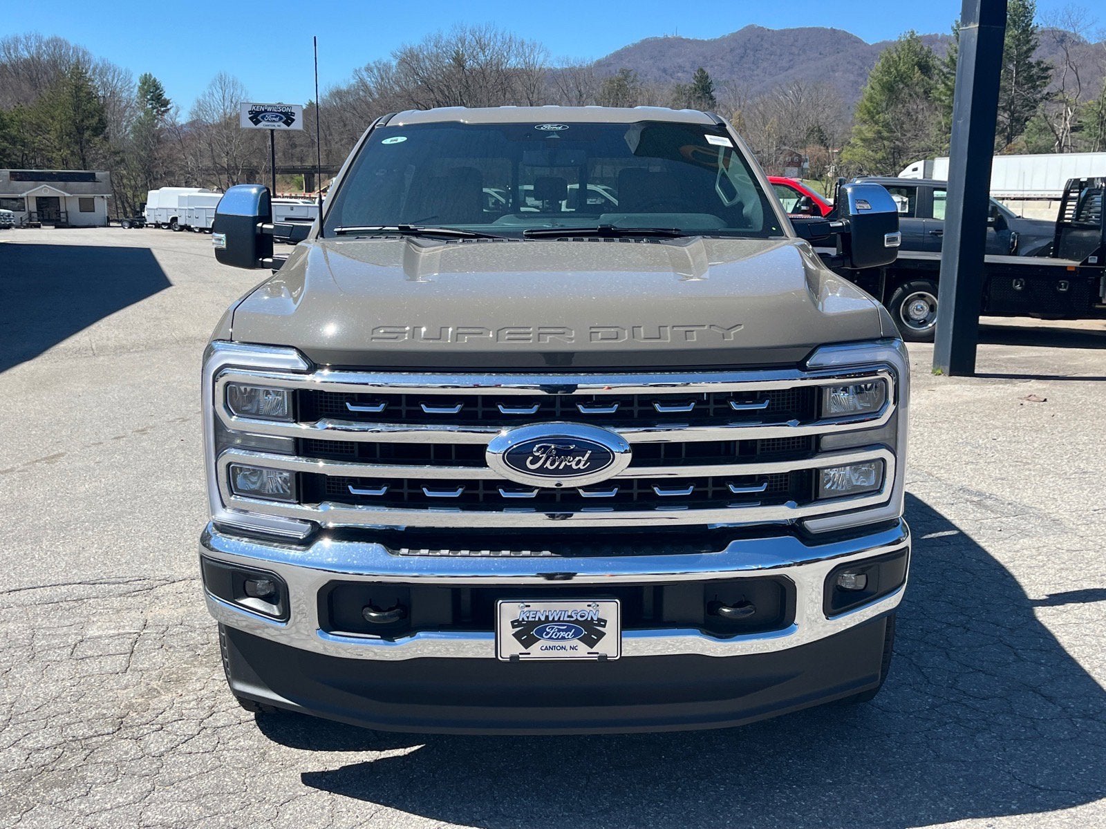 2026 Ford Super Duty F-250 SRW LARIAT