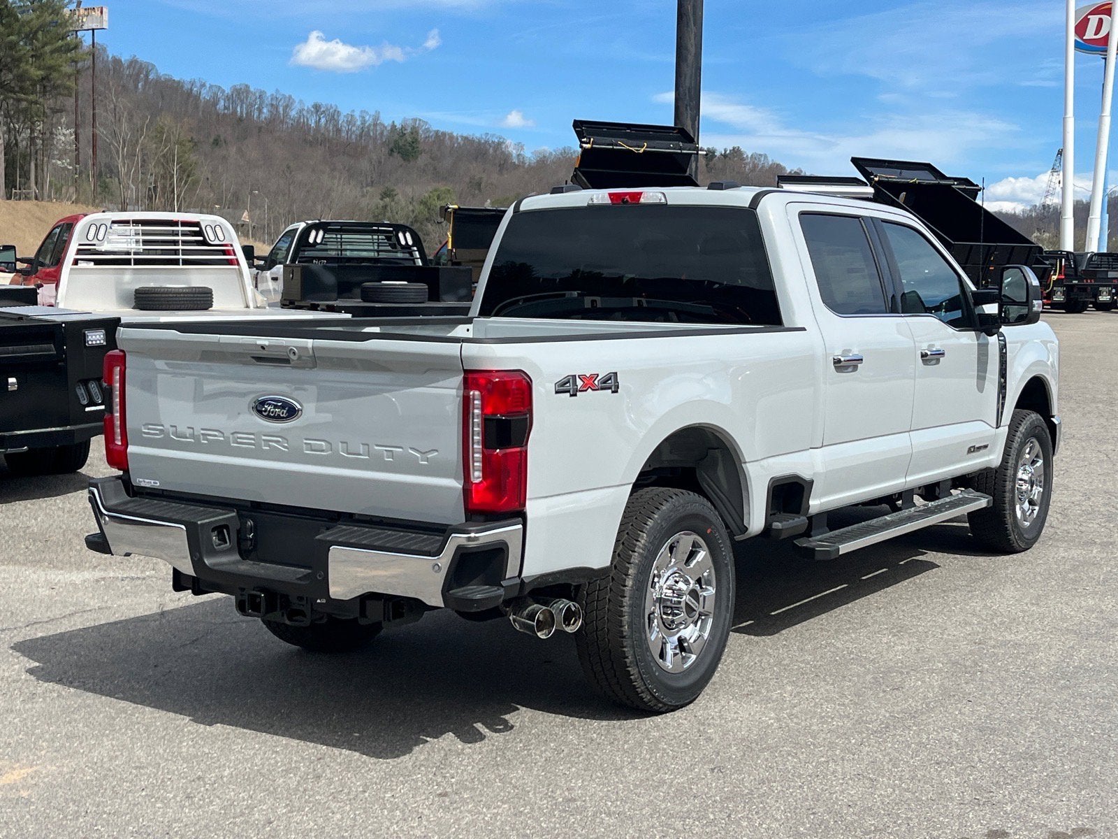 2026 Ford Super Duty F-250 SRW LARIAT