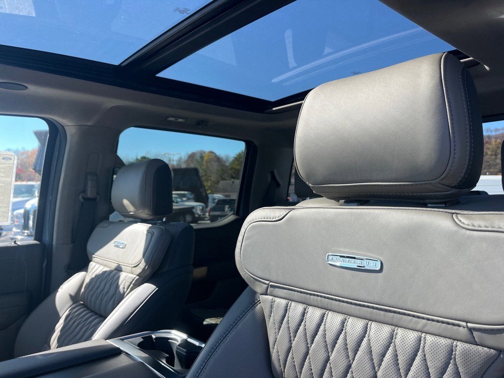 2026 Ford Super Duty F-350 SRW Platinum