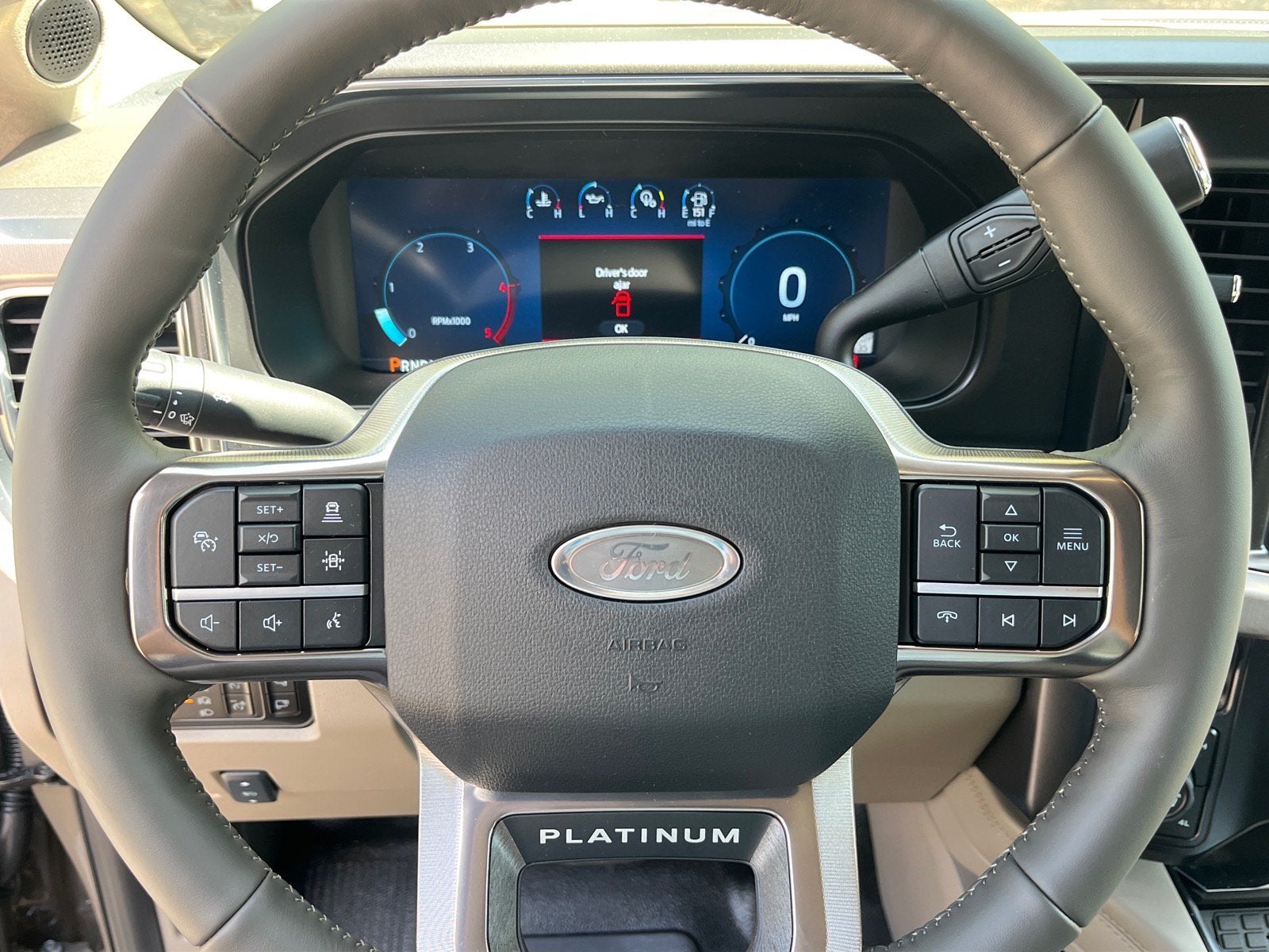 2026 Ford Super Duty F-350 SRW Platinum