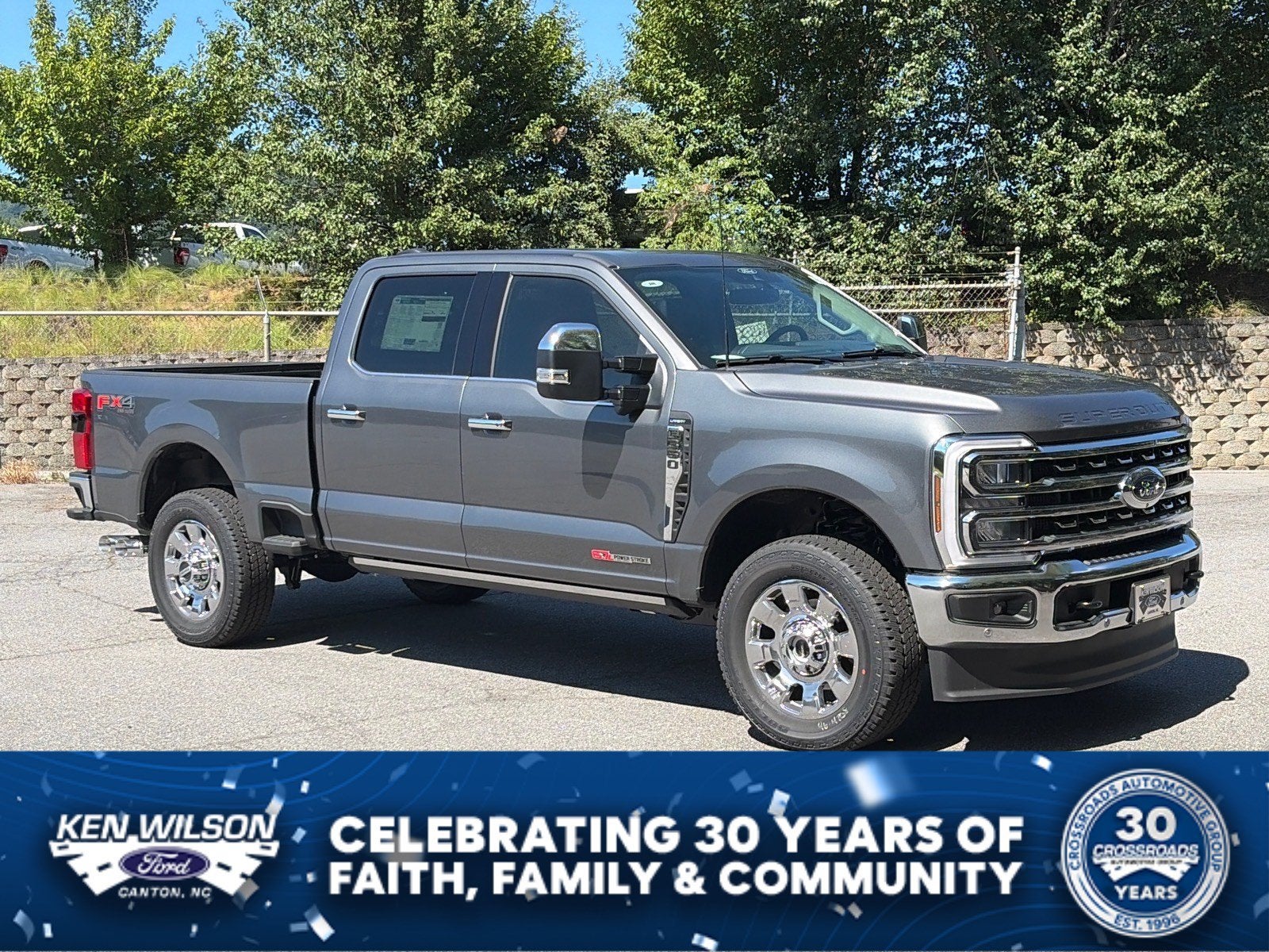 2026 Ford Super Duty F-350 SRW LARIAT