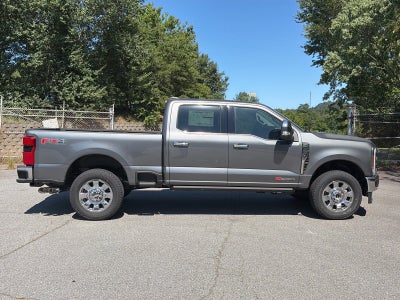 2026 Ford Super Duty F-350 SRW LARIAT