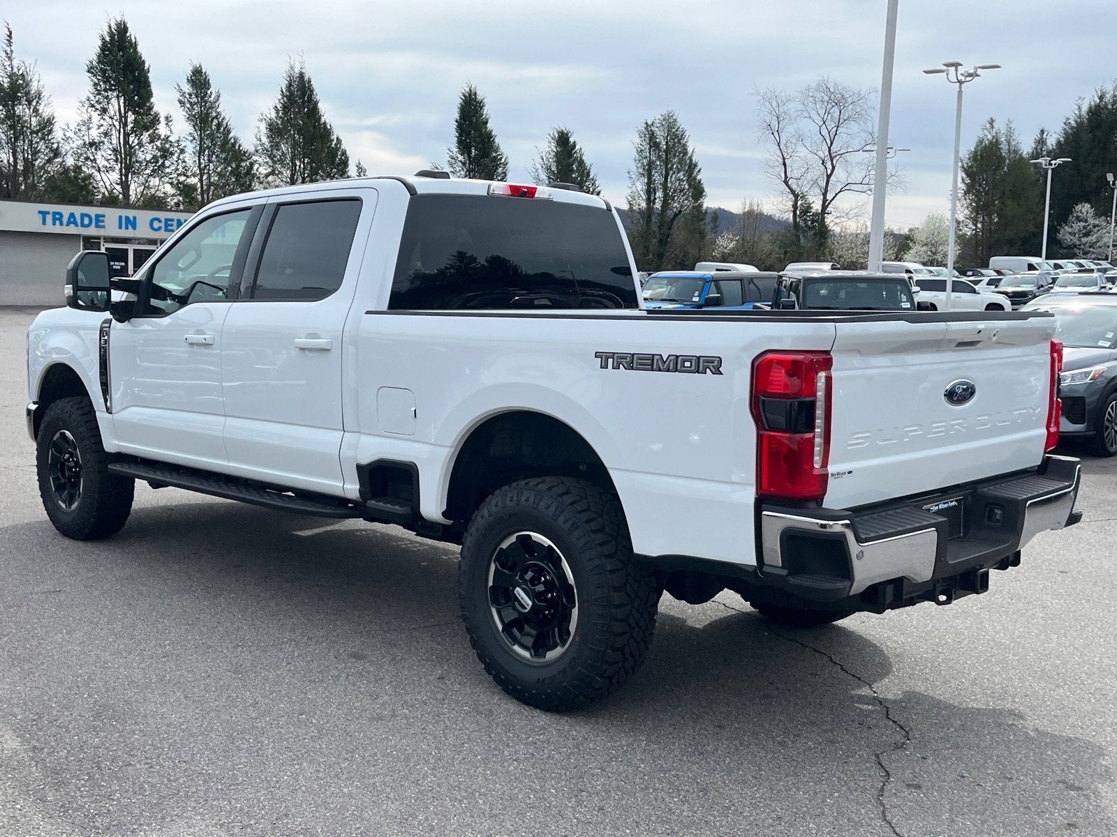 2026 Ford Super Duty F-350 SRW LARIAT